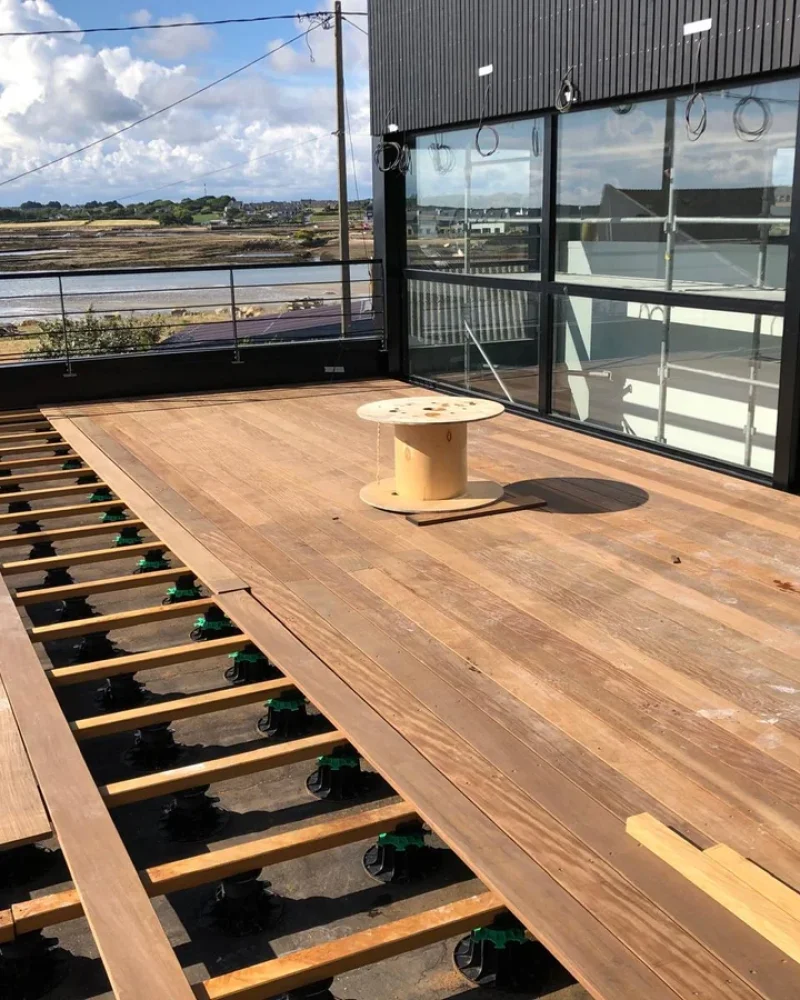 realisation-terrasse-bois-optimum-services-agenceur-cuisiniste-carnac (7)